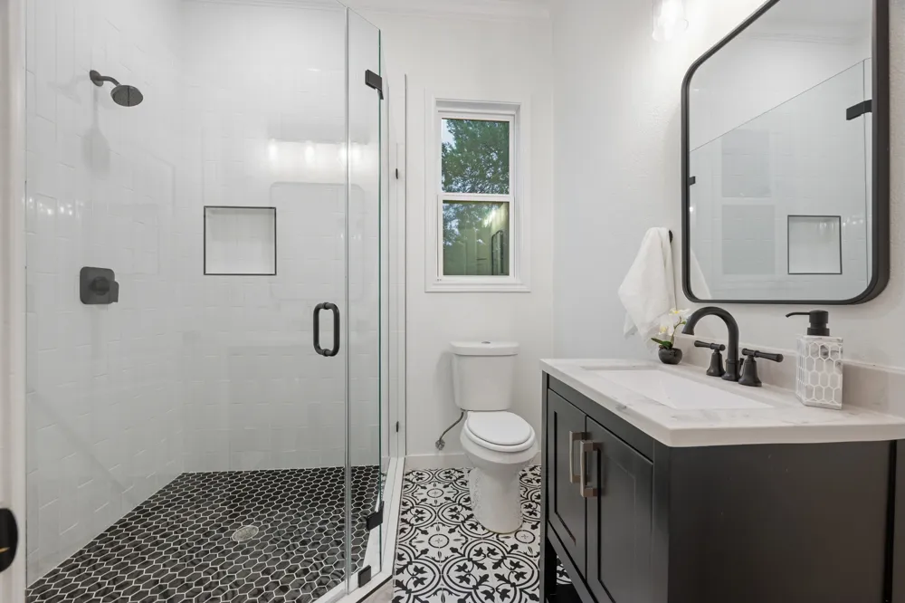 5000 Valburn Court Austin, TX 78731