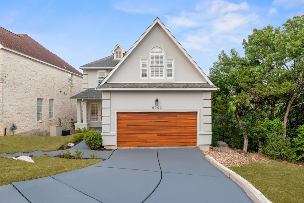 5000 Valburn Court Austin, TX 78731
