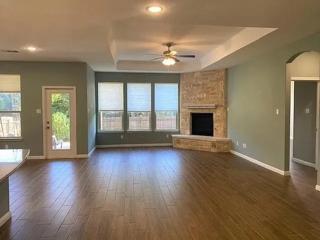 2112 Edson Court Leander, TX 78641