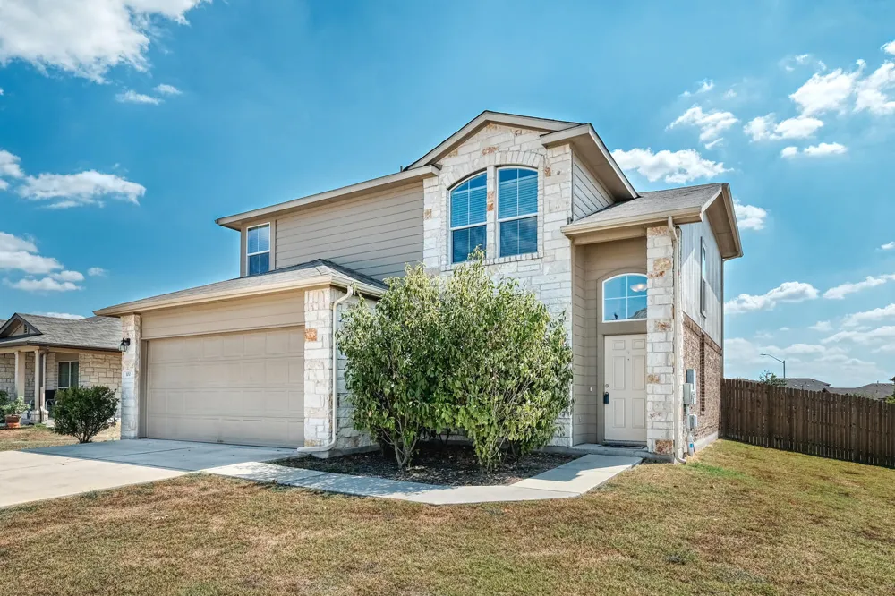 100 Northern Flicker Street Kyle, TX 78640