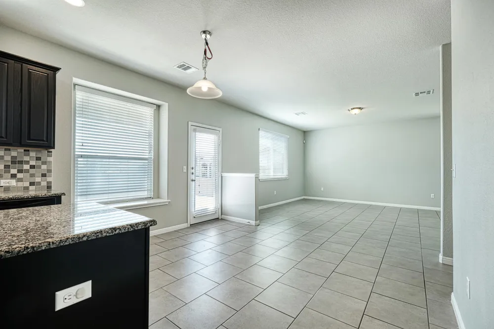 100 Northern Flicker Street Kyle, TX 78640