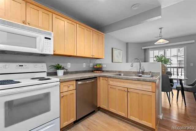 8019 S Kittredge Court Englewood, CO 80112