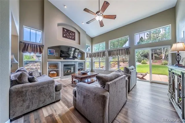 7116 S Flat Rock Court Aurora, CO 80016