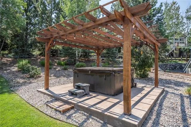 7116 S Flat Rock Court Aurora, CO 80016