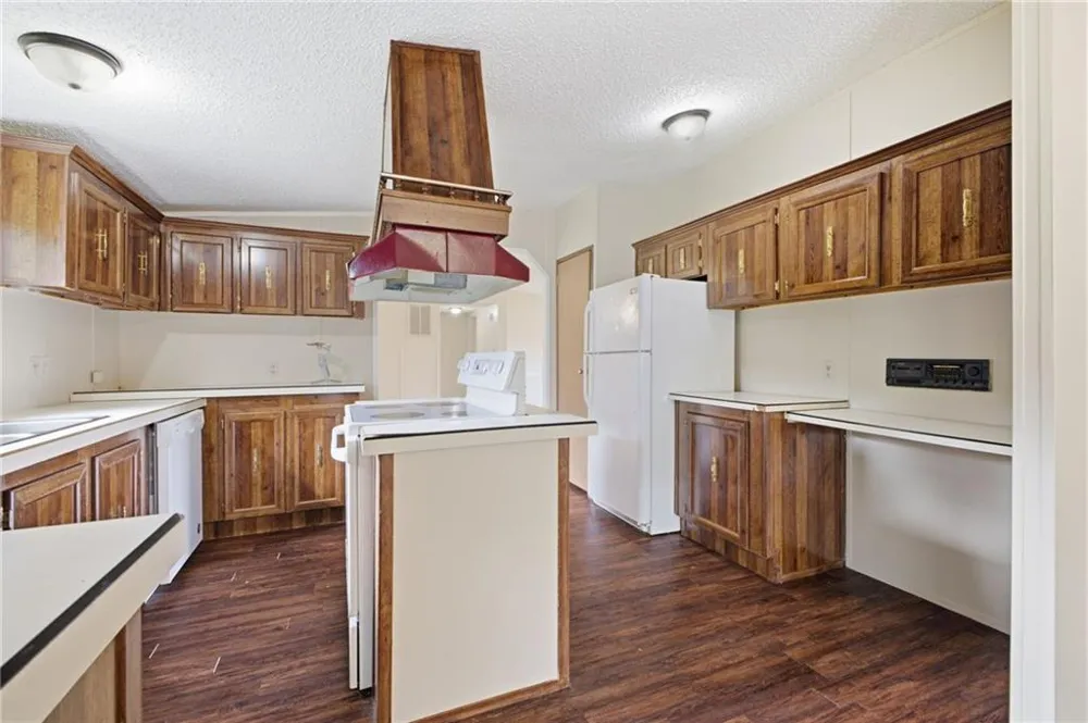 790 B Melson Road SW Cave Spring, GA 30124