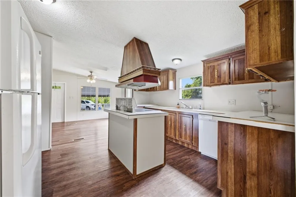 790 B Melson Road SW Cave Spring, GA 30124