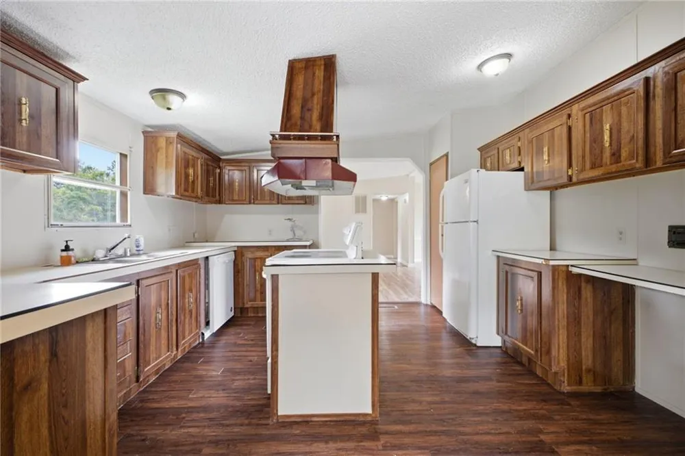 790 B Melson Road SW Cave Spring, GA 30124