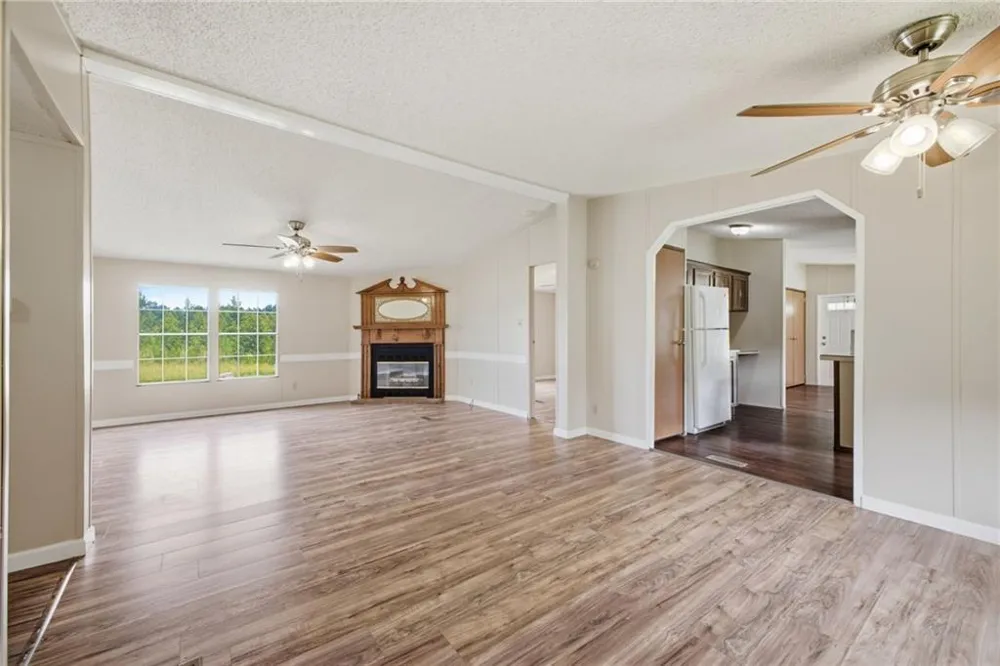 790 B Melson Road SW Cave Spring, GA 30124