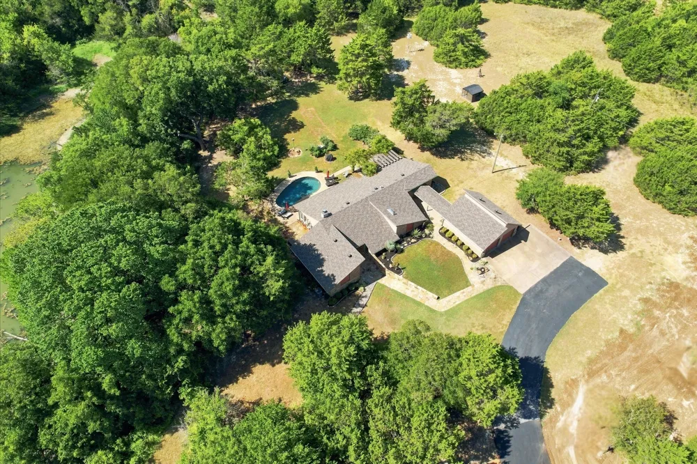 3840 Mockingbird Lane Midlothian, TX 76065