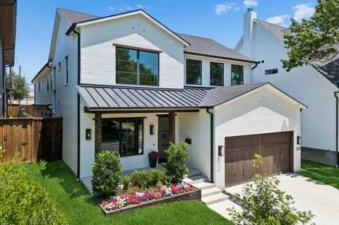 7323 Casa Loma Avenue