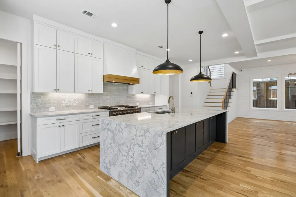7323 Casa Loma Avenue Dallas, TX 75214