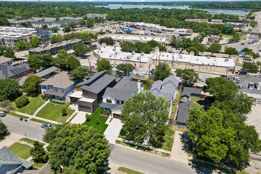 7323 Casa Loma Avenue Dallas, TX 75214