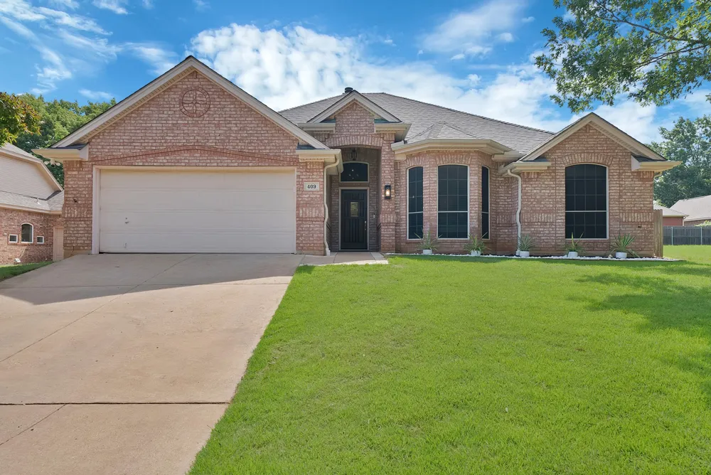 409 Bryce Lane Arlington, TX 76013