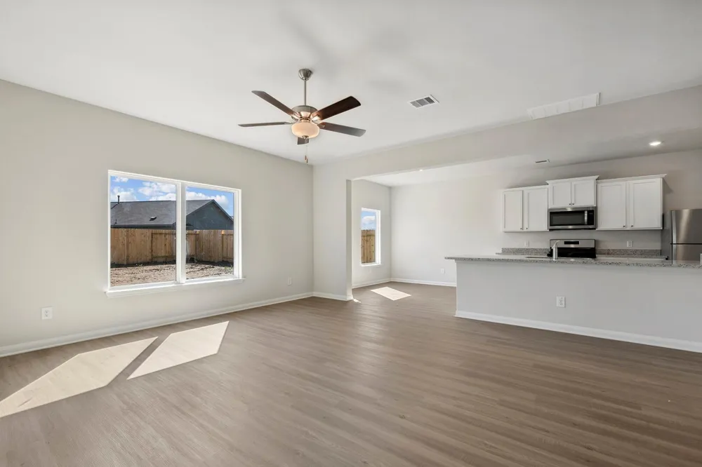 329 Tejas Trail Waller, TX 77484