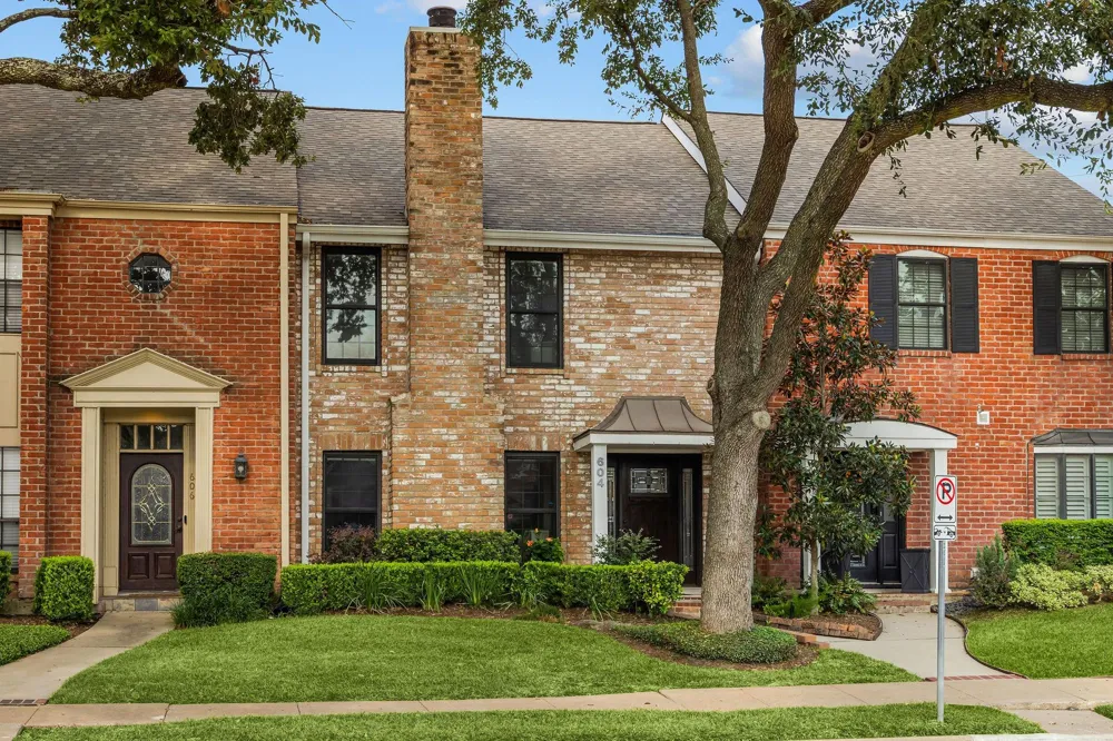 604 Augusta Drive #604 Houston, TX 77057