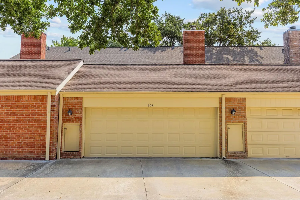 604 Augusta Drive #604 Houston, TX 77057