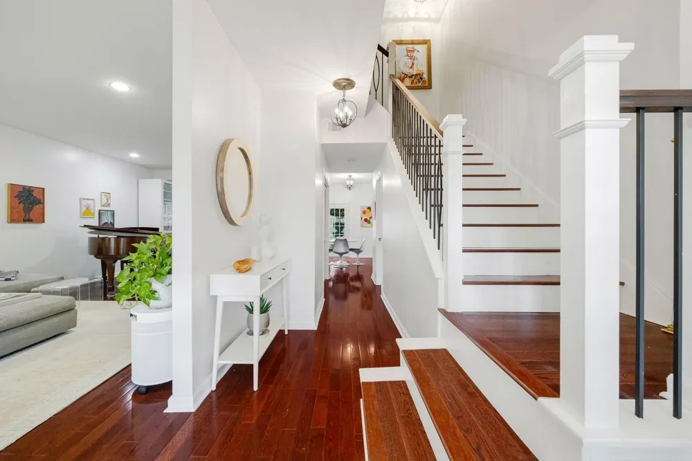 604 Augusta Drive #604 Houston, TX 77057