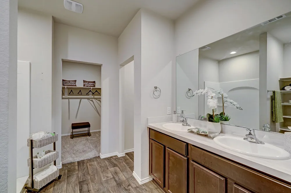 14242 W Pine Heart Drive Conroe, TX 77302