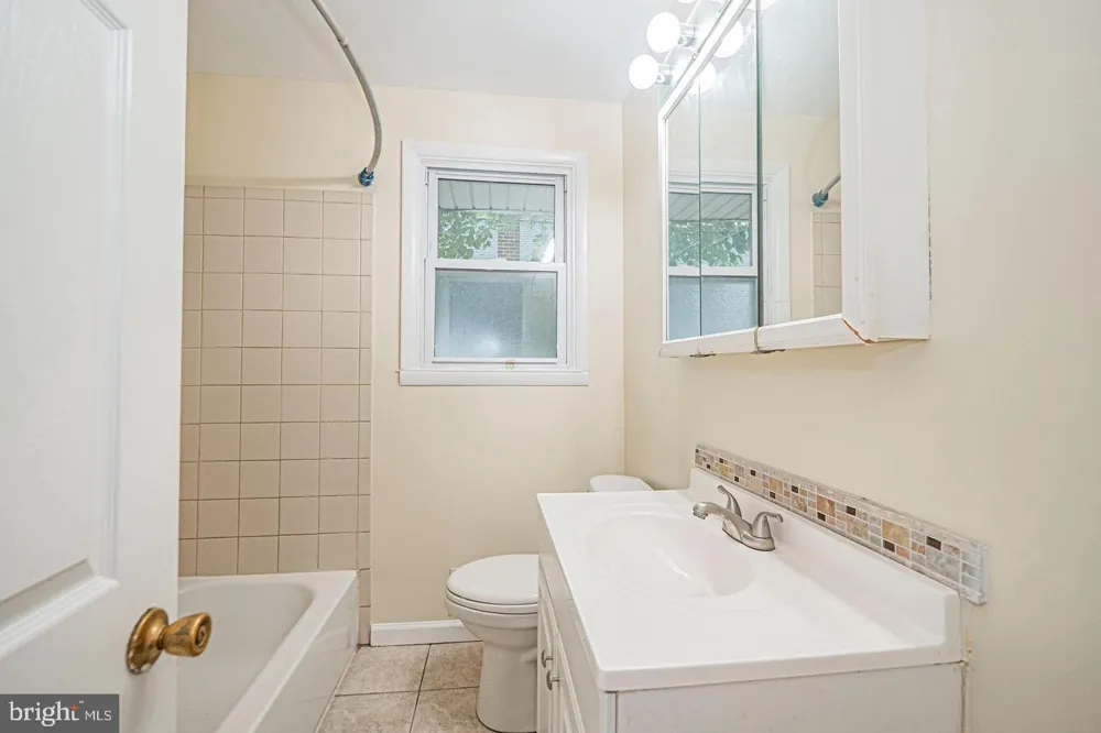 4610 SCHLEY AVENUE Baltimore, MD 21206