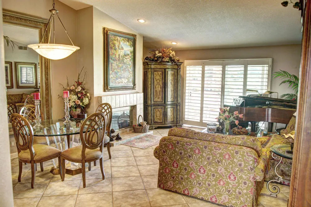 378 Desert Falls Drive East Drive E Palm Desert, CA 92211
