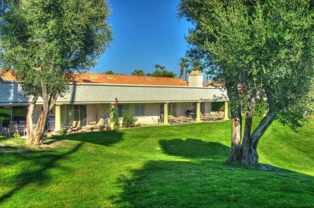 378 Desert Falls Drive East Drive E Palm Desert, CA 92211