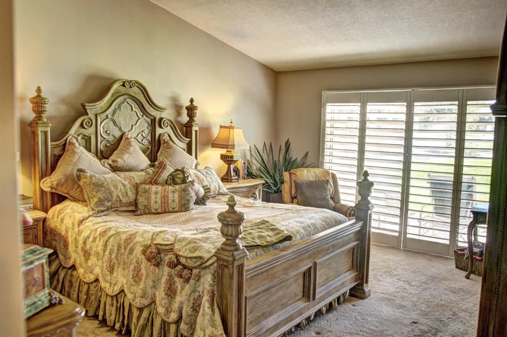 378 Desert Falls Drive East Drive E Palm Desert, CA 92211