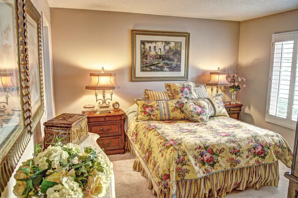 378 Desert Falls Drive East Drive E Palm Desert, CA 92211