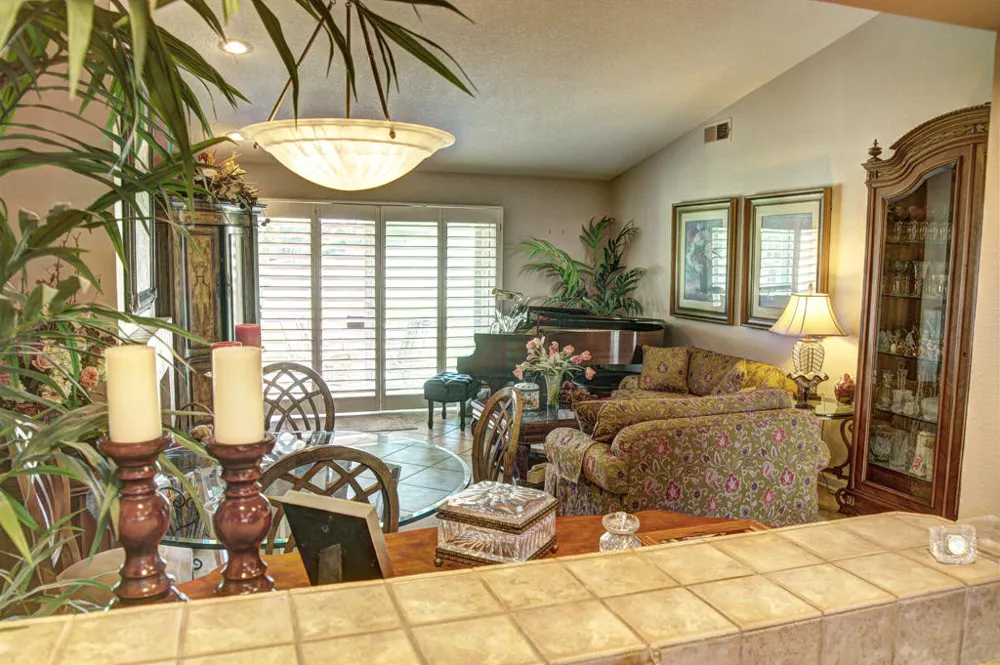 378 Desert Falls Drive East Drive E Palm Desert, CA 92211