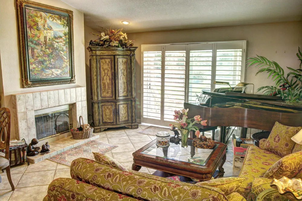 378 Desert Falls Drive East Drive E Palm Desert, CA 92211