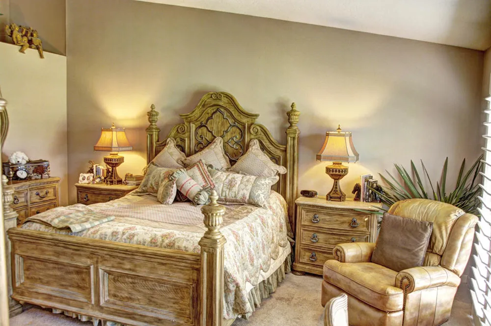 378 Desert Falls Drive East Drive E Palm Desert, CA 92211