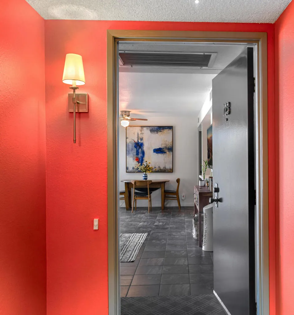 1550 S Camino Real #123 Palm Springs, CA 92264