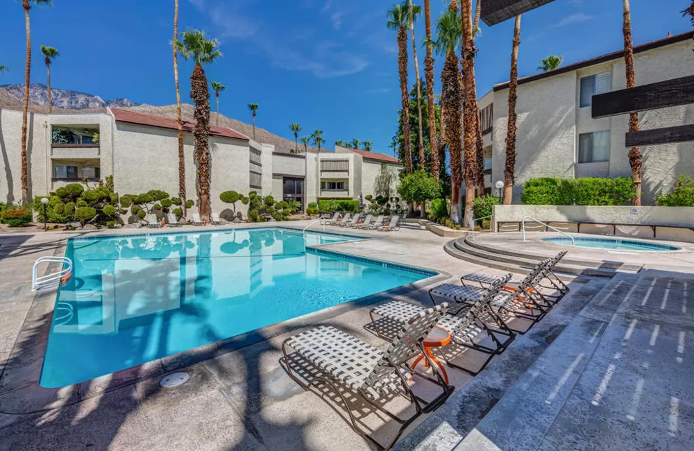 1550 S Camino Real #123 Palm Springs, CA 92264
