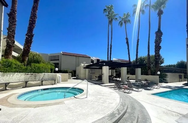 1550 S Camino Real #123 Palm Springs, CA 92264