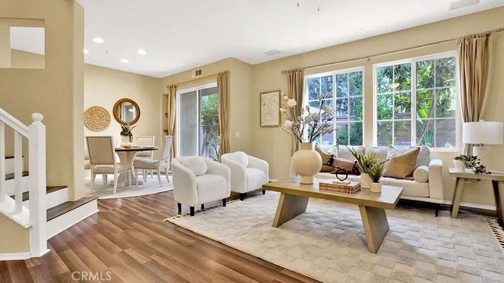 933 Somerville Irvine, CA 92620