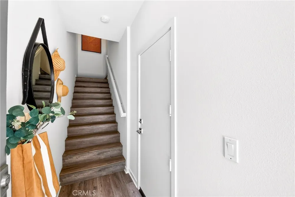 156 Orange Brea, CA 92821