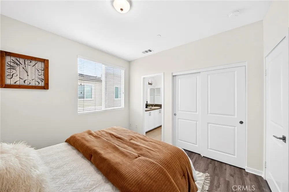 156 Orange Brea, CA 92821
