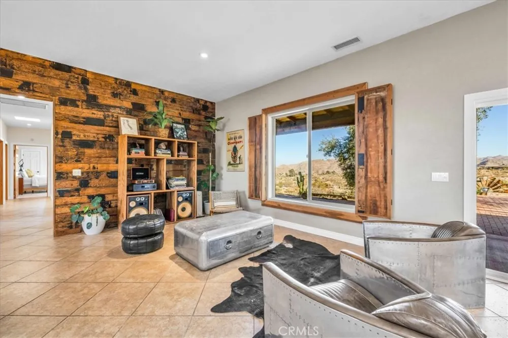 7423 Juniper Road Joshua Tree, CA 92252