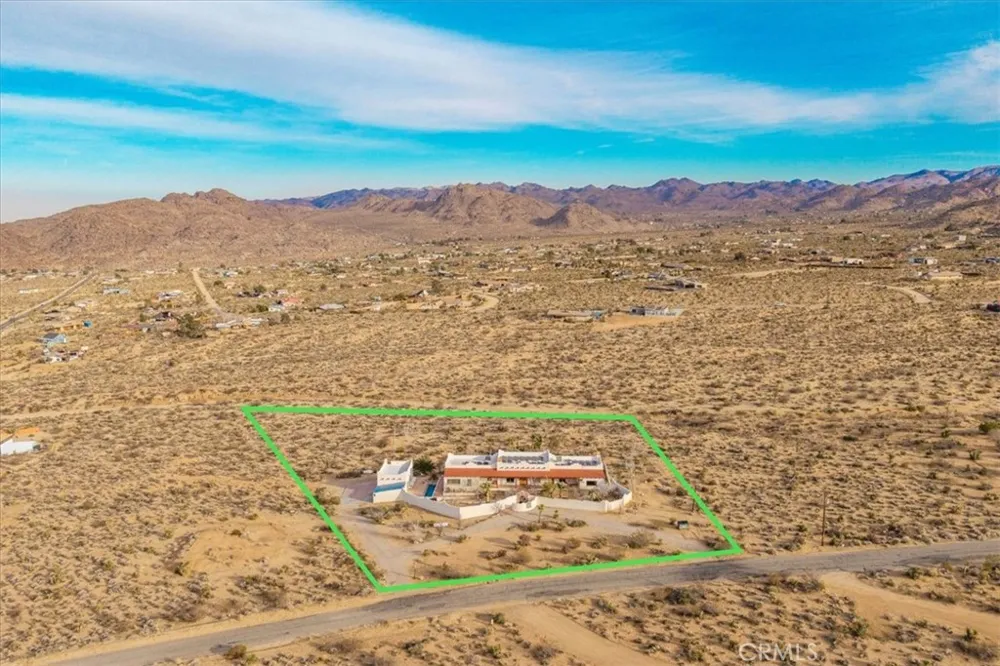 7423 Juniper Road Joshua Tree, CA 92252