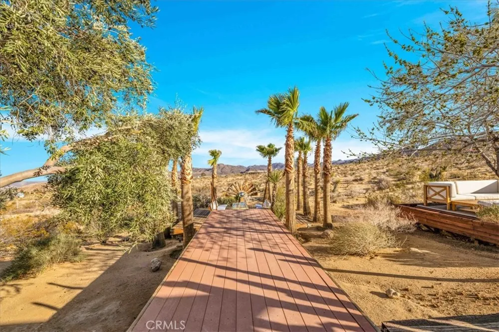 7423 Juniper Road Joshua Tree, CA 92252