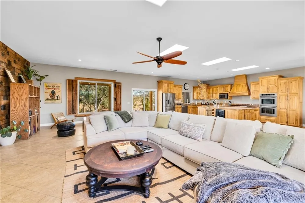 7423 Juniper Road Joshua Tree, CA 92252