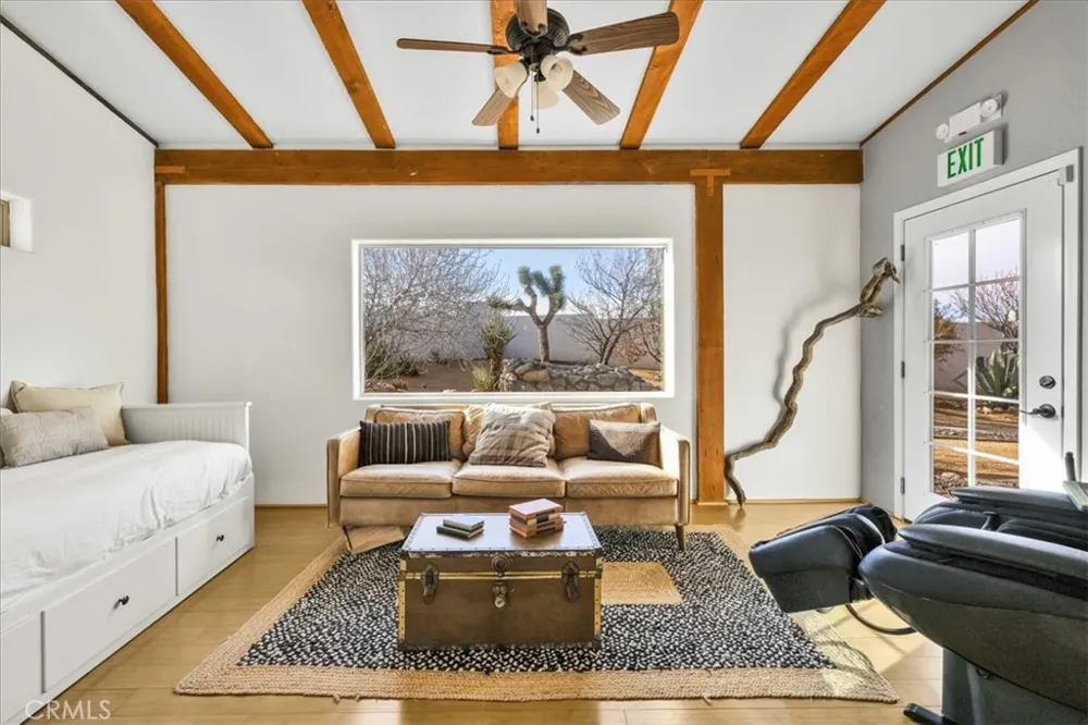 7423 Juniper Road Joshua Tree, CA 92252