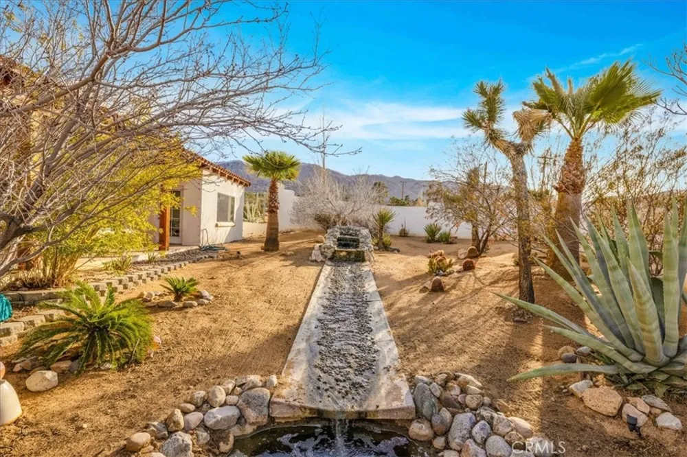 7423 Juniper Road Joshua Tree, CA 92252