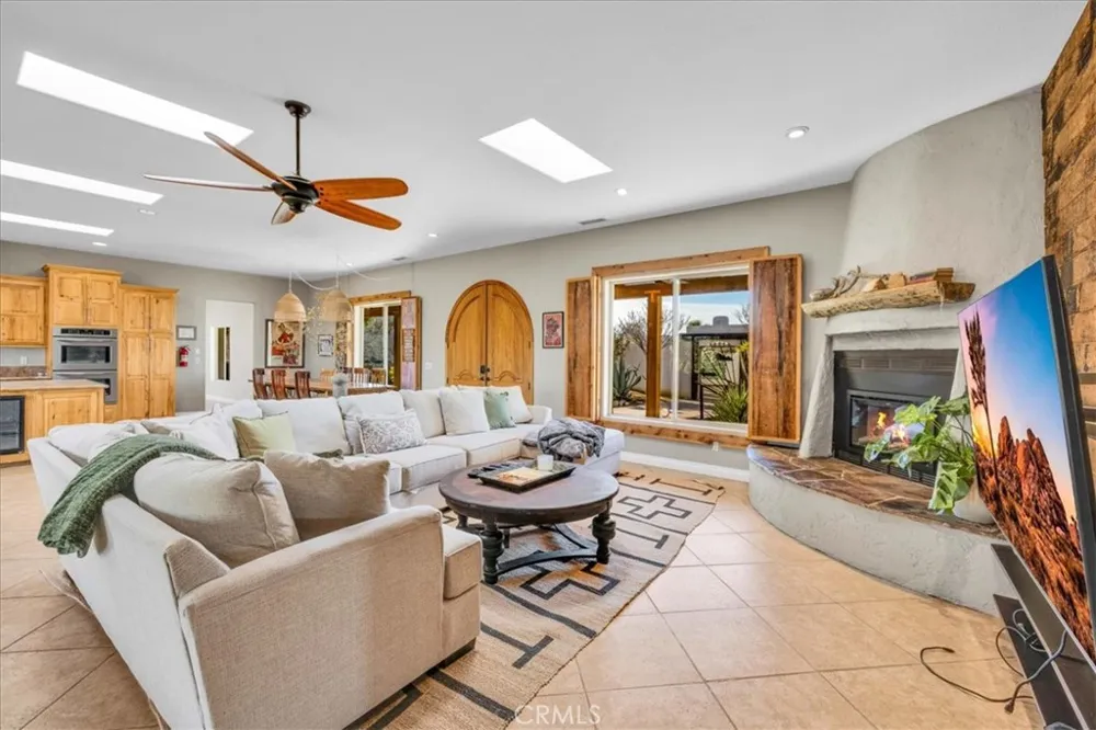 7423 Juniper Road Joshua Tree, CA 92252