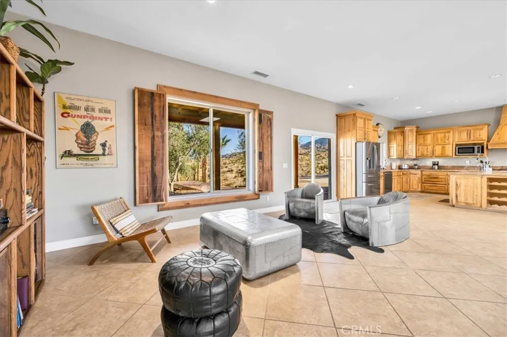 7423 Juniper Road Joshua Tree, CA 92252