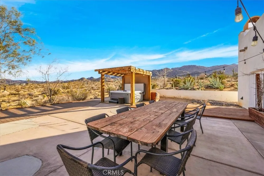 7423 Juniper Road Joshua Tree, CA 92252