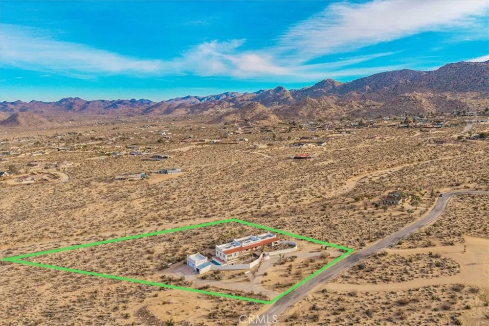 7423 Juniper Road Joshua Tree, CA 92252
