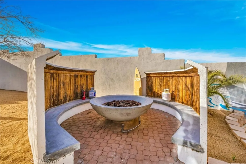 7423 Juniper Road Joshua Tree, CA 92252