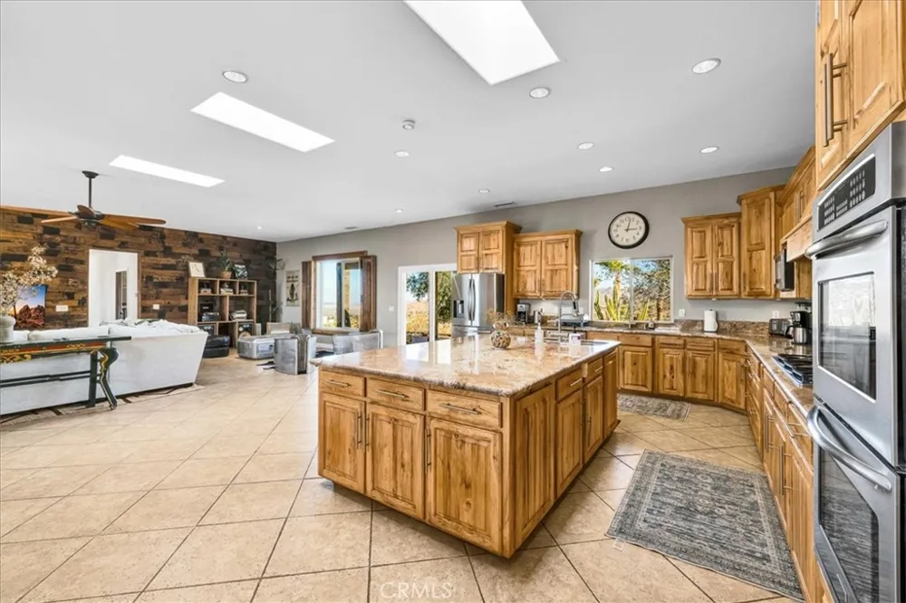 7423 Juniper Road Joshua Tree, CA 92252