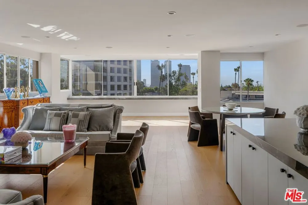 875 Comstock Avenue #4B Los Angeles, CA 90024