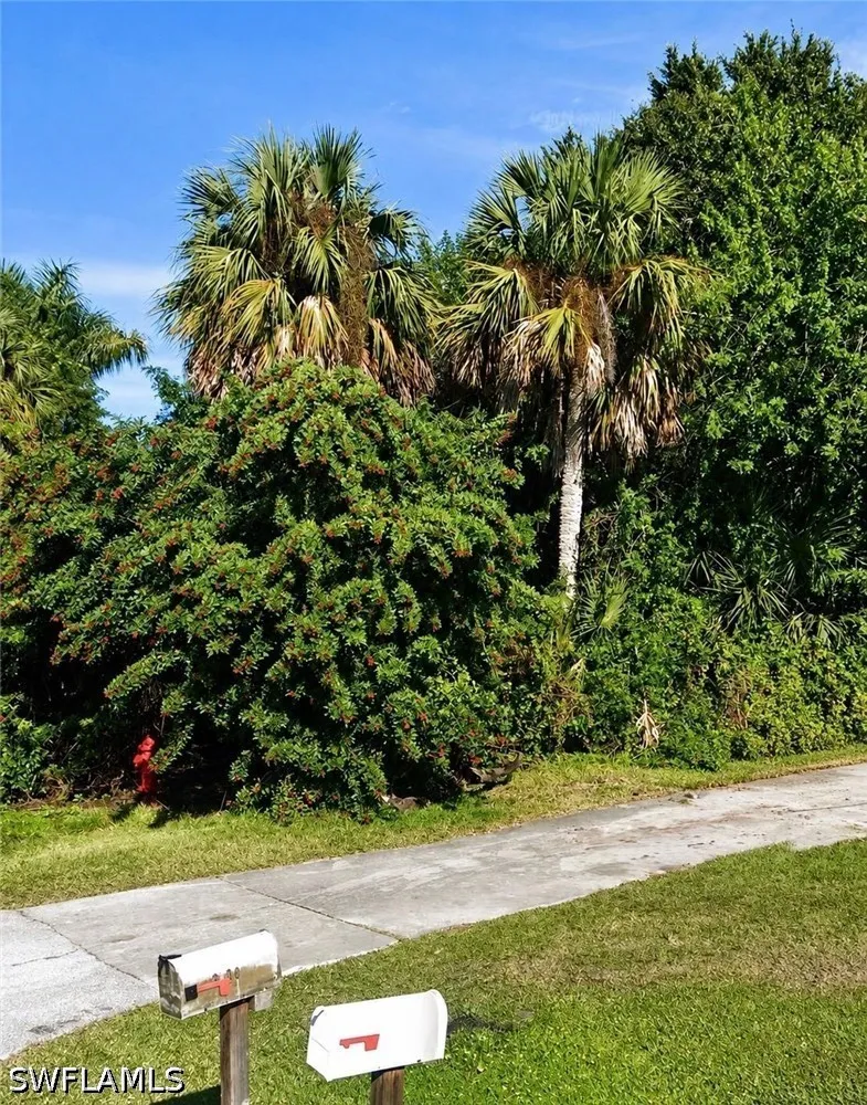 Ash Street Punta Gorda, FL 33950